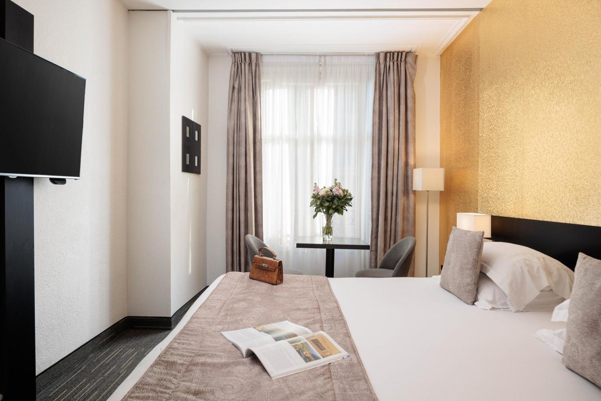 Western Massena Hotel